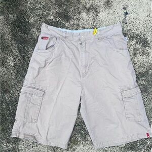 barely worn still in good shape